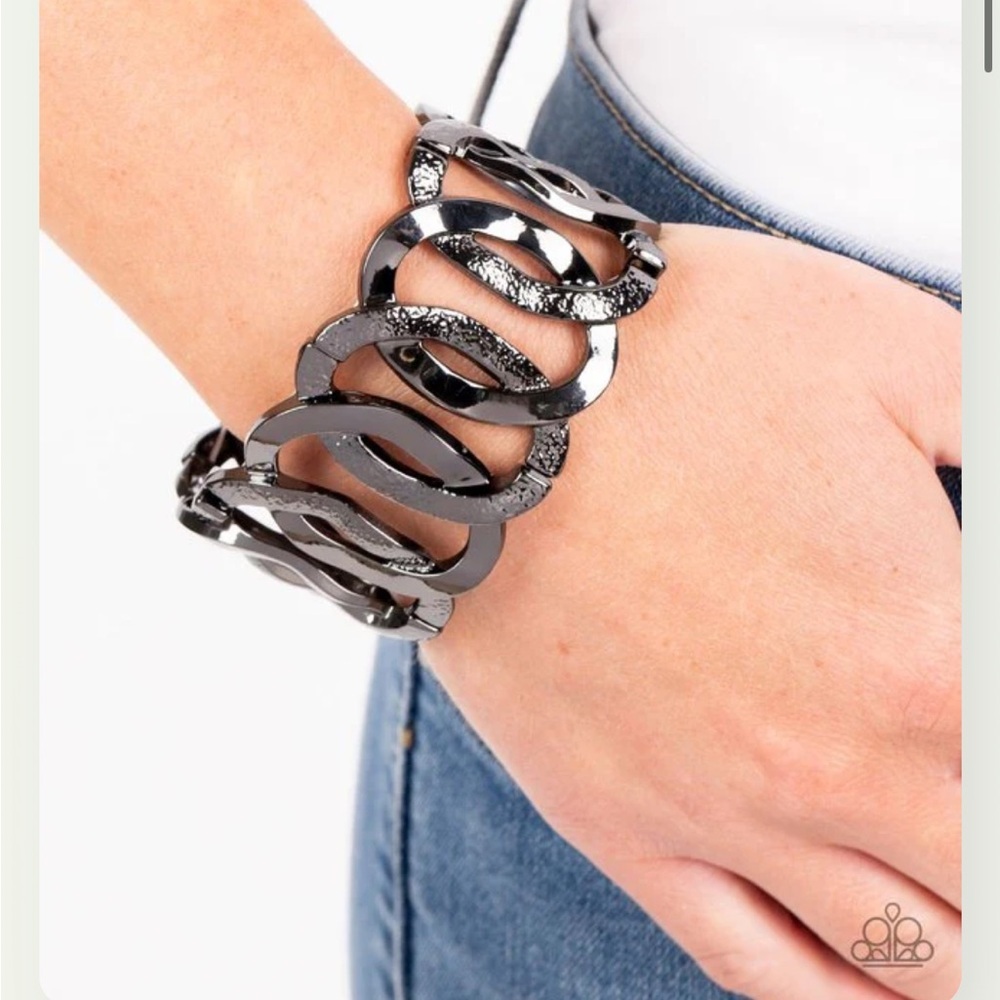 Industrial  Indulgence  Black Bracelet NWT